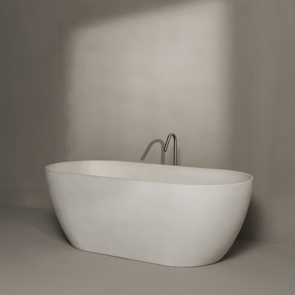 Sira-Concrete-Bathtub-Collection-Duna-02-scaled-1.jpg
